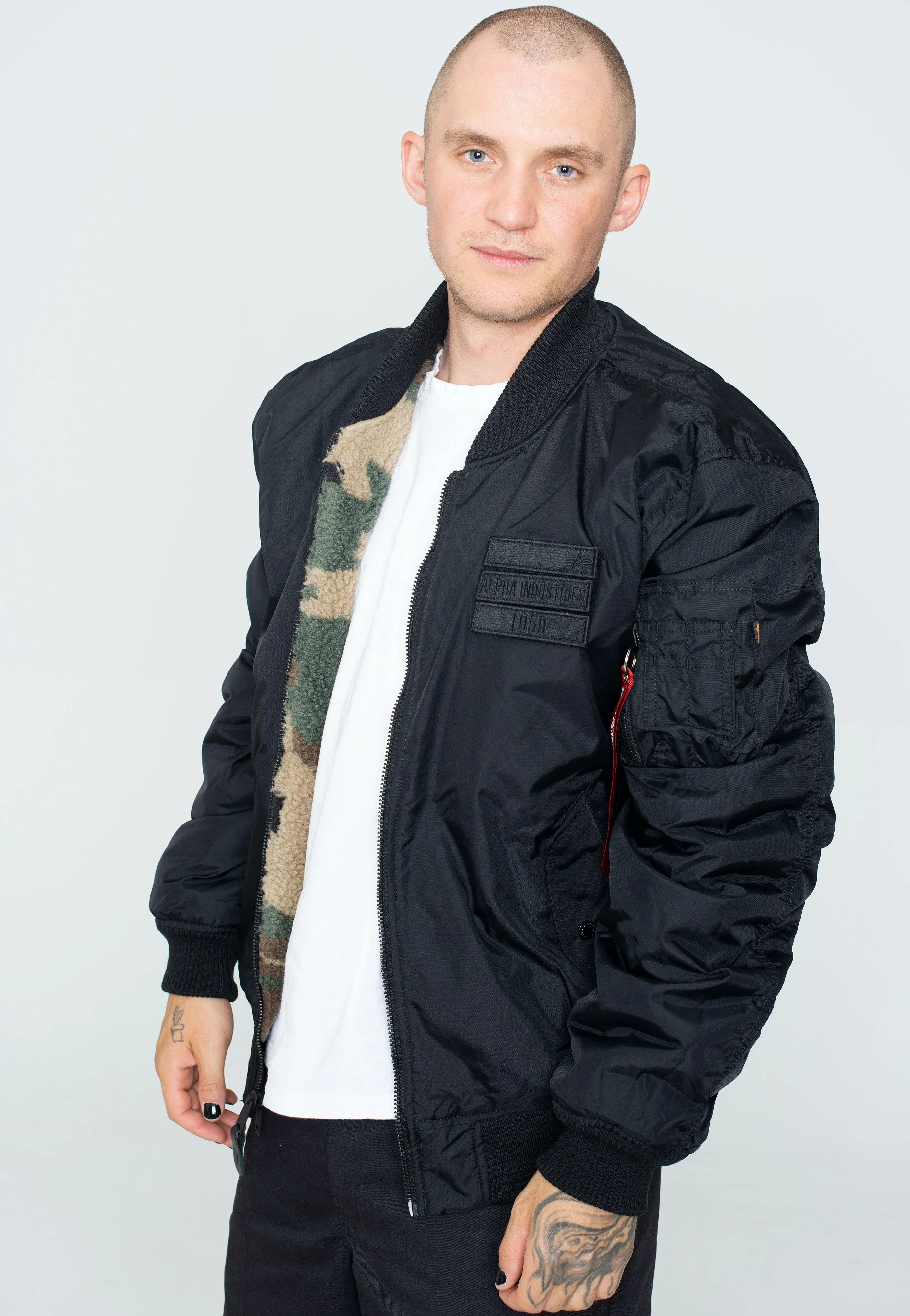 Alpha Industries - MA 1 FLC Rev Black - Jacket