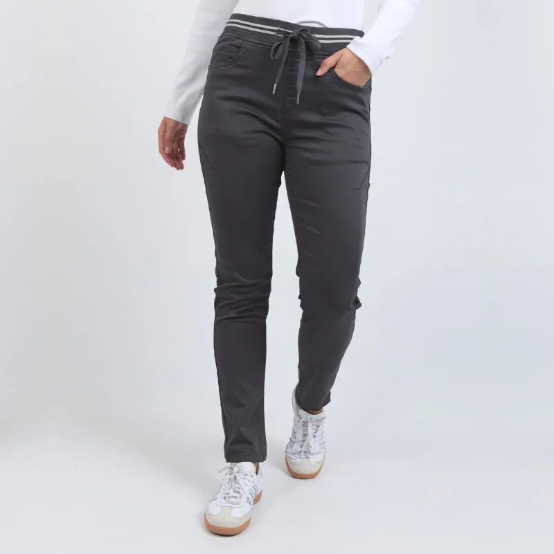 Foxwood | Sylvia Jogger - Charcoal