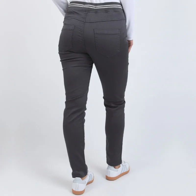 Foxwood | Sylvia Jogger - Charcoal