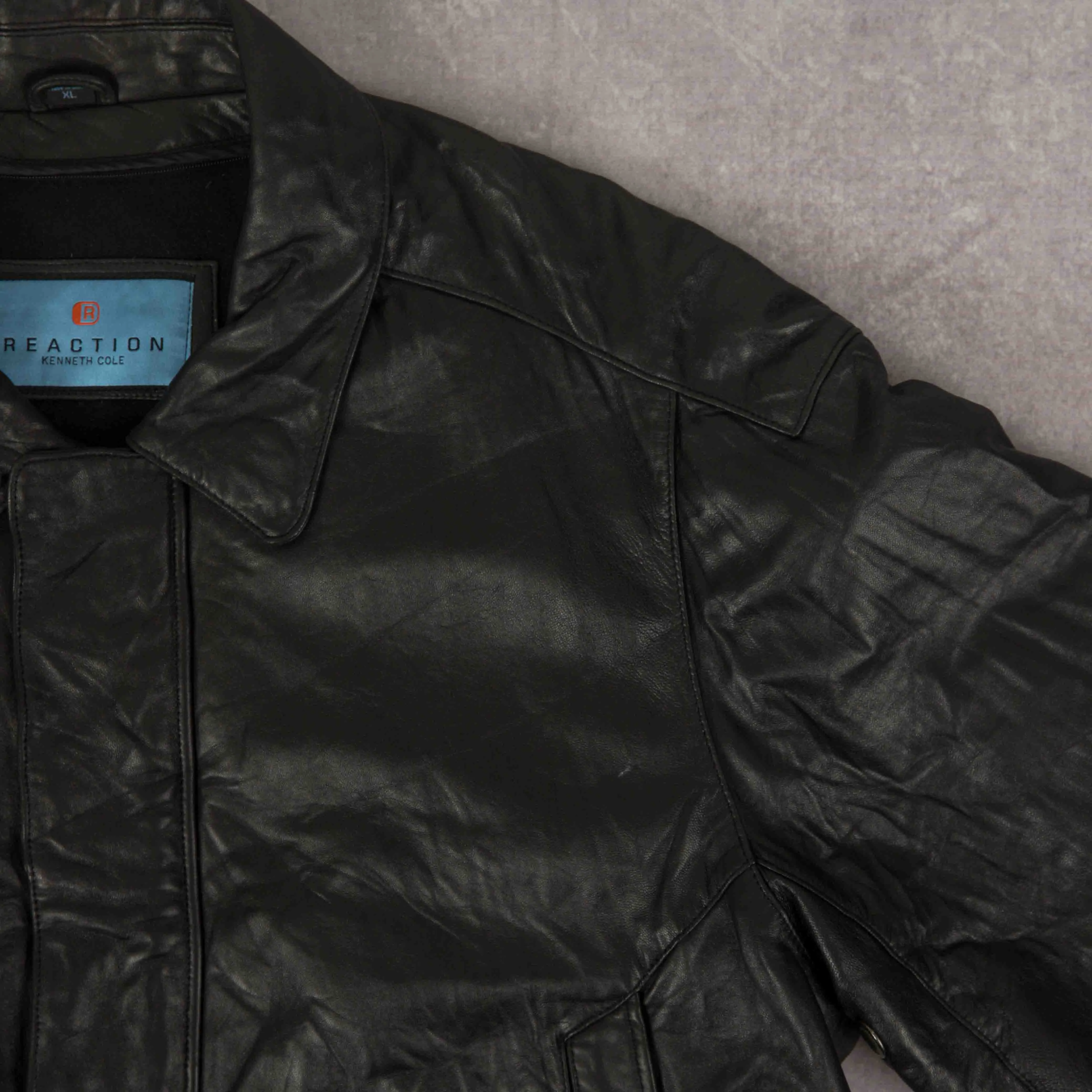 MEN'S VINTAGE LEATHER BOMBER JACKET - X-LARGE